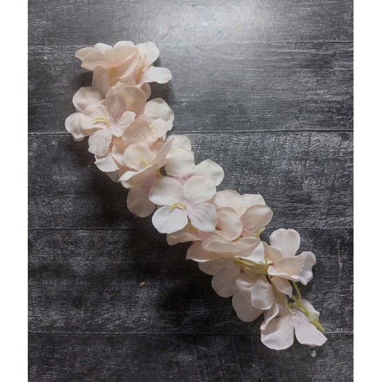 Декоративная ветка 20 см цв. персиковый, цена за пучок